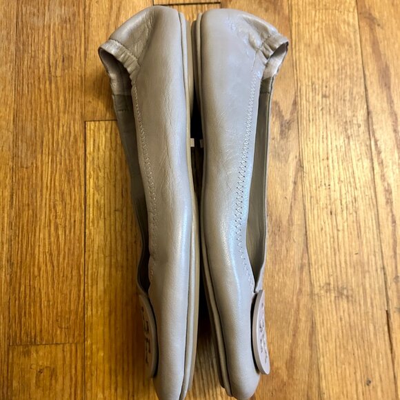 Tory Burch Travel Minnie Ballet Flat 9 French Grey - Picture 10 of 13